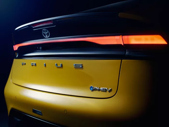 Uus Prius Plug-in Hybrid