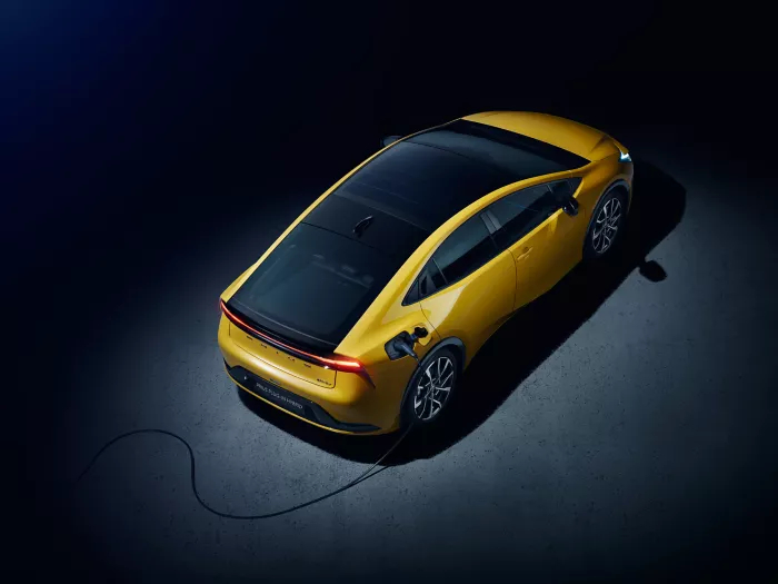 Uus Prius Plug-in Hybrid