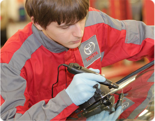 Ühe täkke parandamine auto esiklaasil! Ühe täkke parandamine auto esiklaasil!