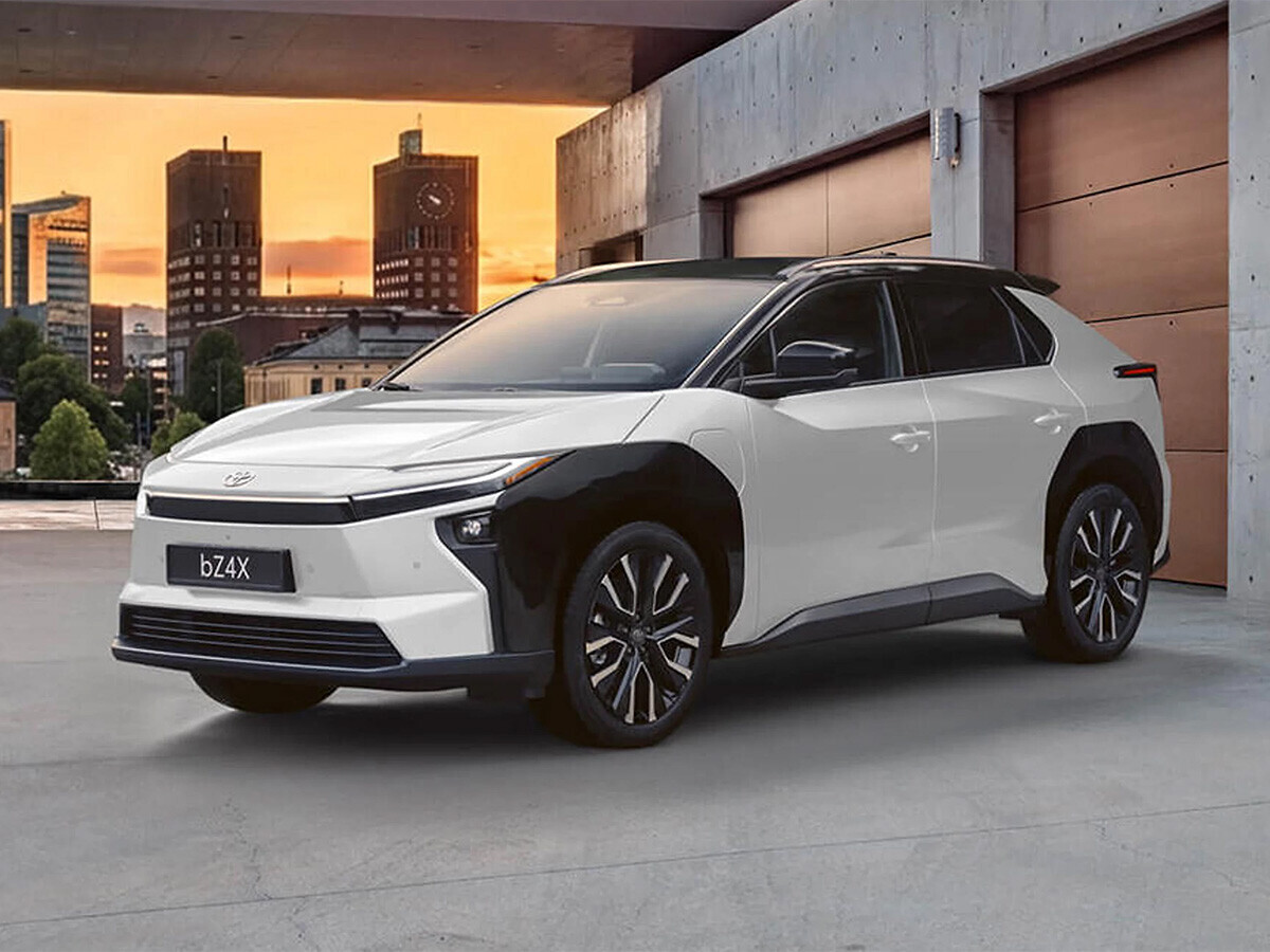 Новая полностью электрическая Toyota bZ4X
