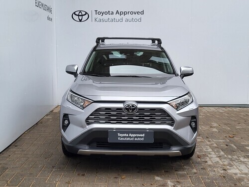 Toyota RAV4 Luxury 129 kW (забронировано)