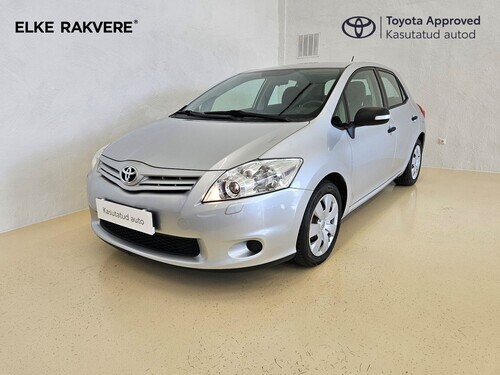 Toyota Auris Linea Terra 97 kW
