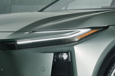 Maailma esmaesitlus: uhiuus akutoitel elektriauto Toyota C-HR+