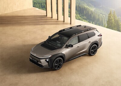 Toyota avalikustas oma uusima elektriauto: linnamaastur Toyota bZ4X Touring