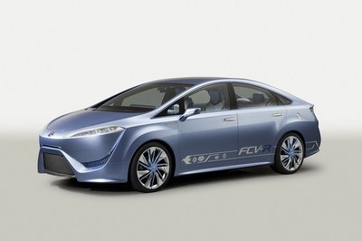 Toyota esitleb Genfi autonäitusel uusi täishübriidseid mudeleid, lõbusaid ideeautosid ja muudki