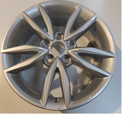 Valuveljed Toyota 17" hõbe. Rehvirõhuanduritega