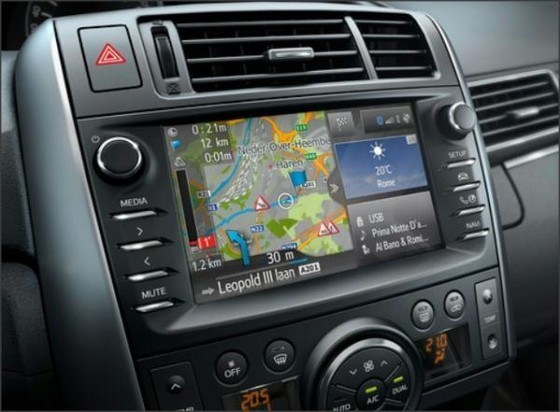 Navigatsiooniseade Touch II ekraaniga autole &quot;High&quot;