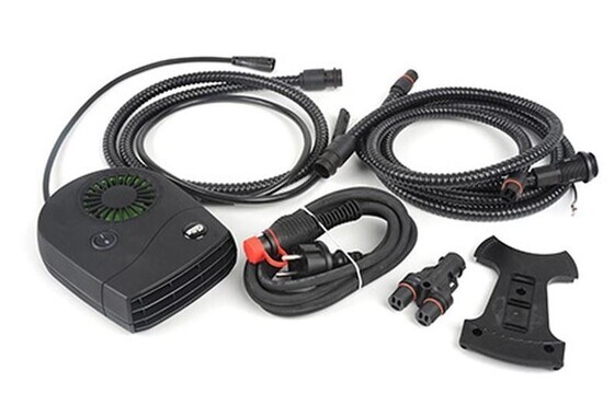 Calix mootori plokisoojendus + salongisoojendus 1100/1700W + äpist BT taimer + akulaadija 5A, 1,6 D ja 2,0 D (WW mootorid), toitekaabel 2,5m. Ei sobi kasutamiseks koos ultrahelianduritega alarmiga või iga kord enne kasutamist andurid välja lülitada