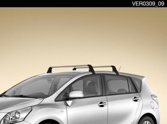 Toyota katuseraamid reelinguteta autole
