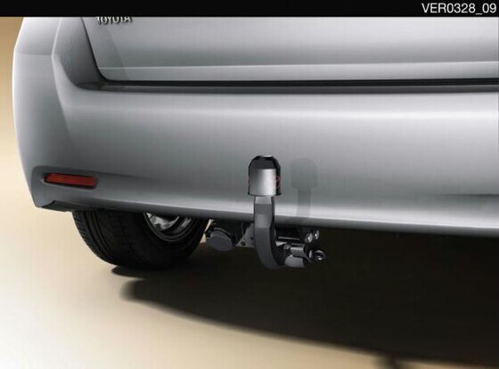 Фаркоп Toyota снимается горизонтально